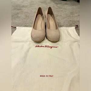 Salvatore Ferrangamo suede espadrille wedges in natural US 9.5